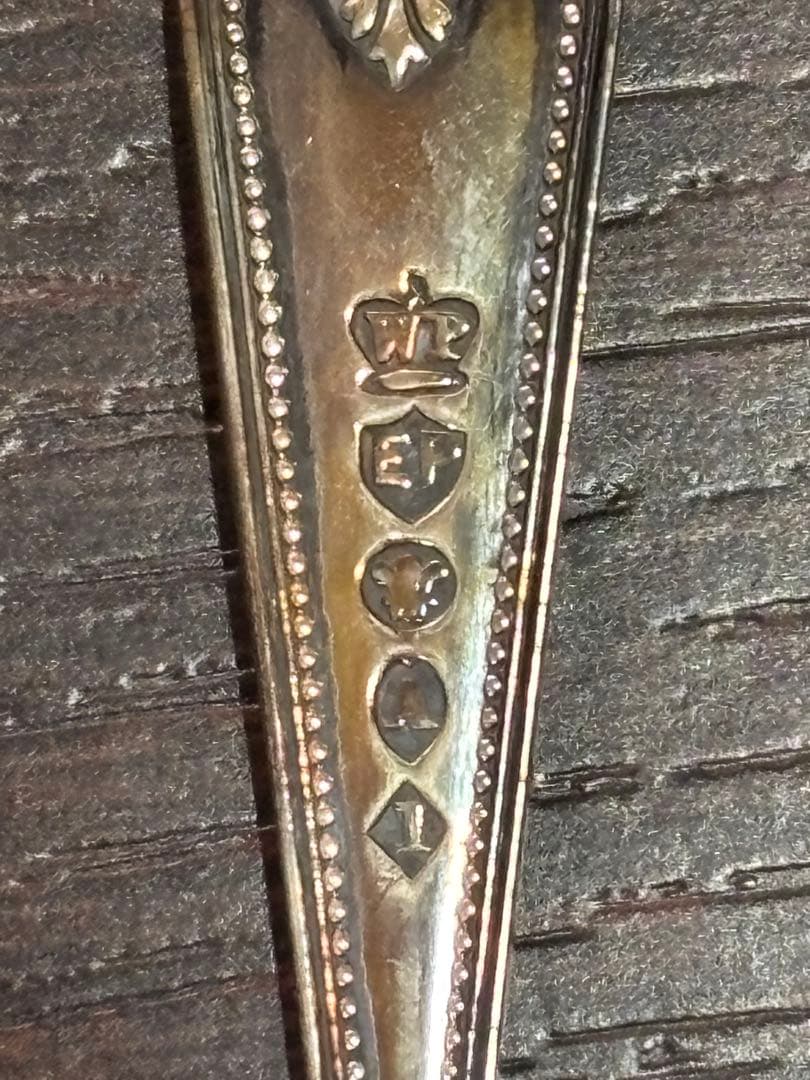 イギリス製 シルバースプーン　ヴィンテージ　銀メッキ 刻印