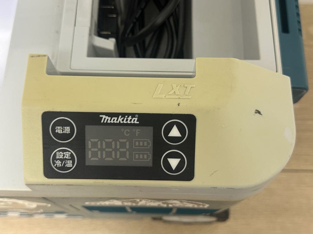 Makita 冷温庫 キャスター付き
