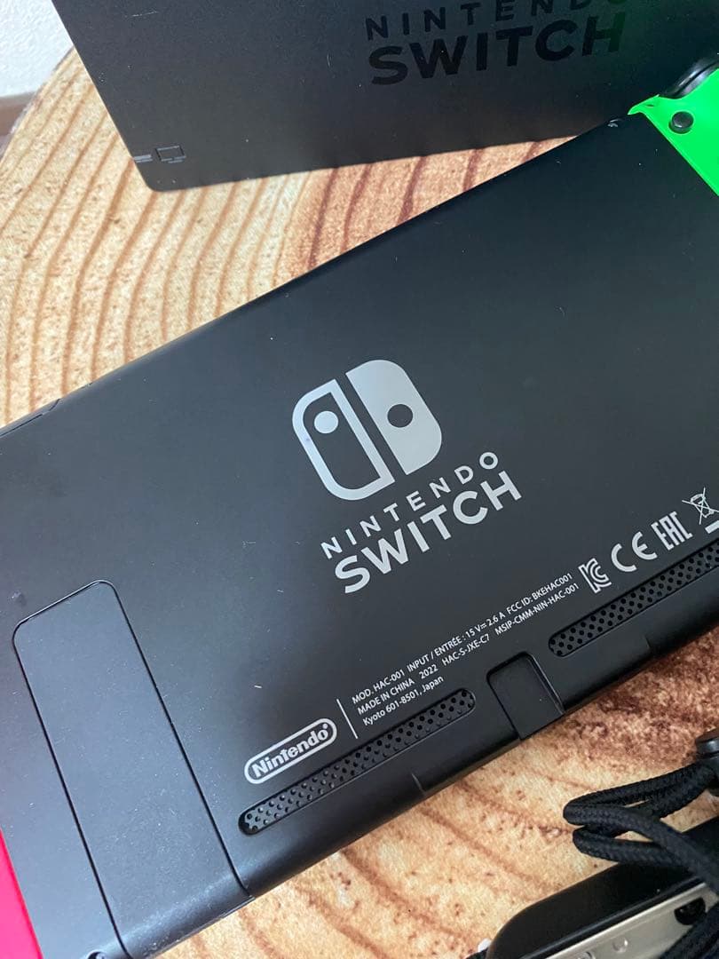 Nintendo Switch ニンテンドースイッチ本体　GRN/PNK箱無し①