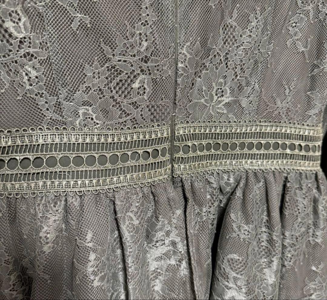 オリーブグリーン ペプラムドレス