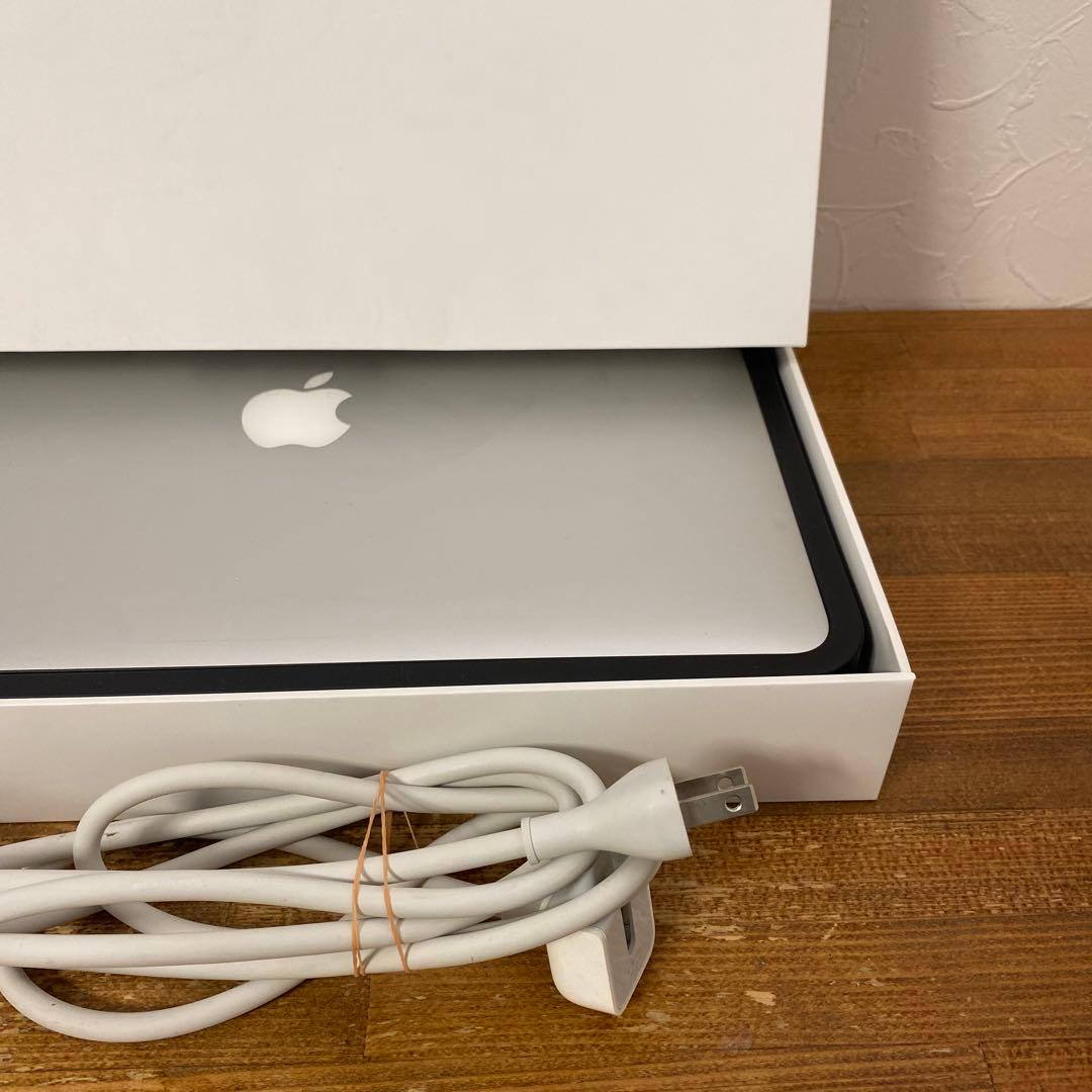 ま*ん様 MacBook Air シルバー 2015年モデル バッテリー交換要