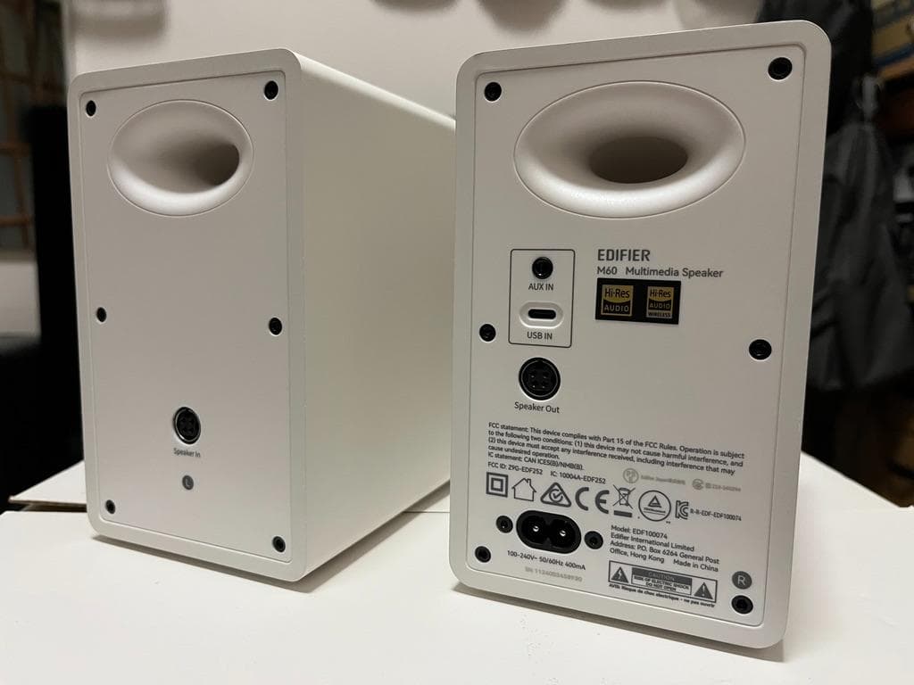 Edifier M60 マルチメディアスピーカー