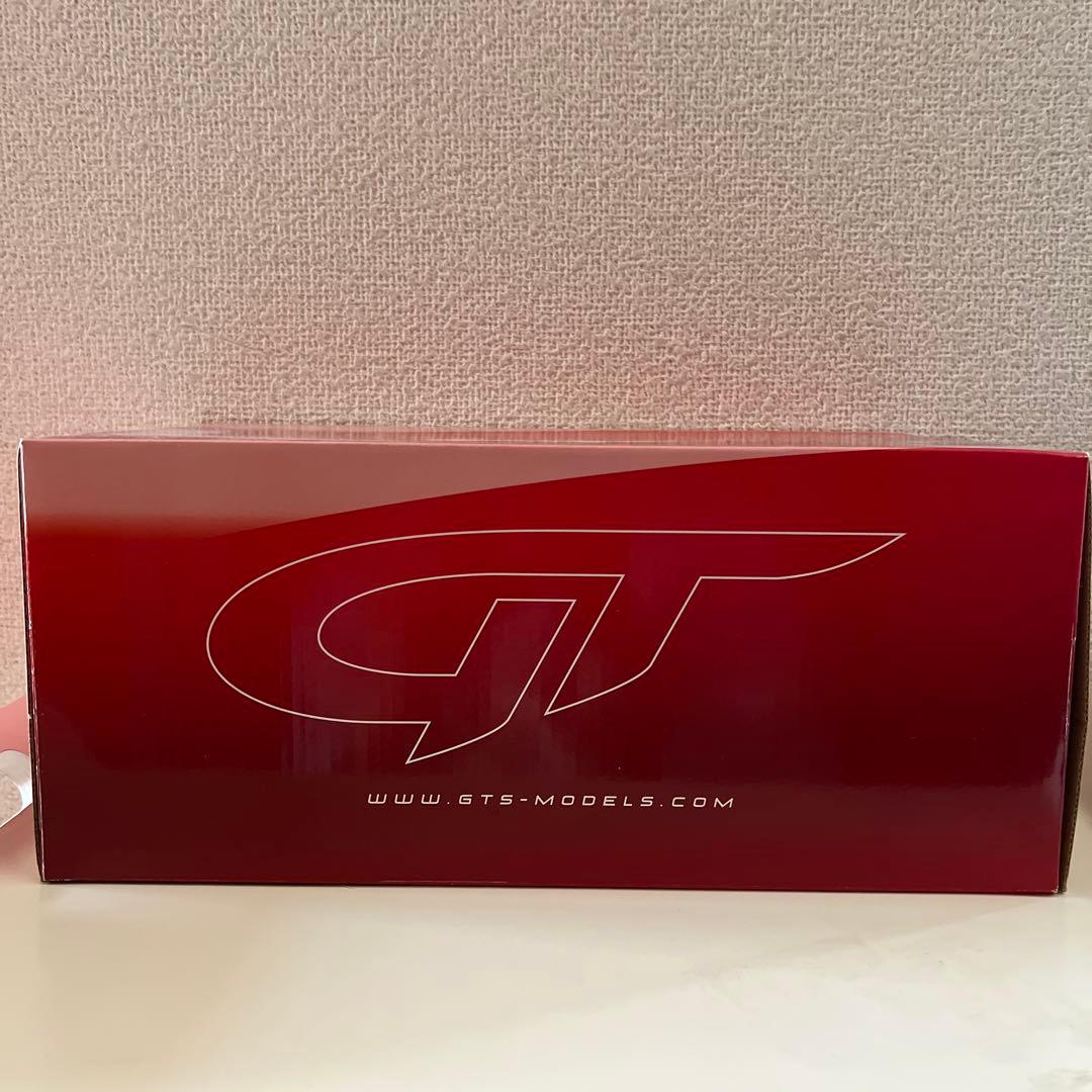 BMW M3 ホワイト 1/18スケール