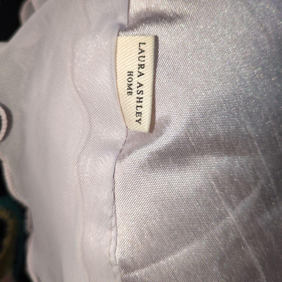 今、再お値下げしました❢8333円!美品、ローラアシュレイ、ラックルクッション