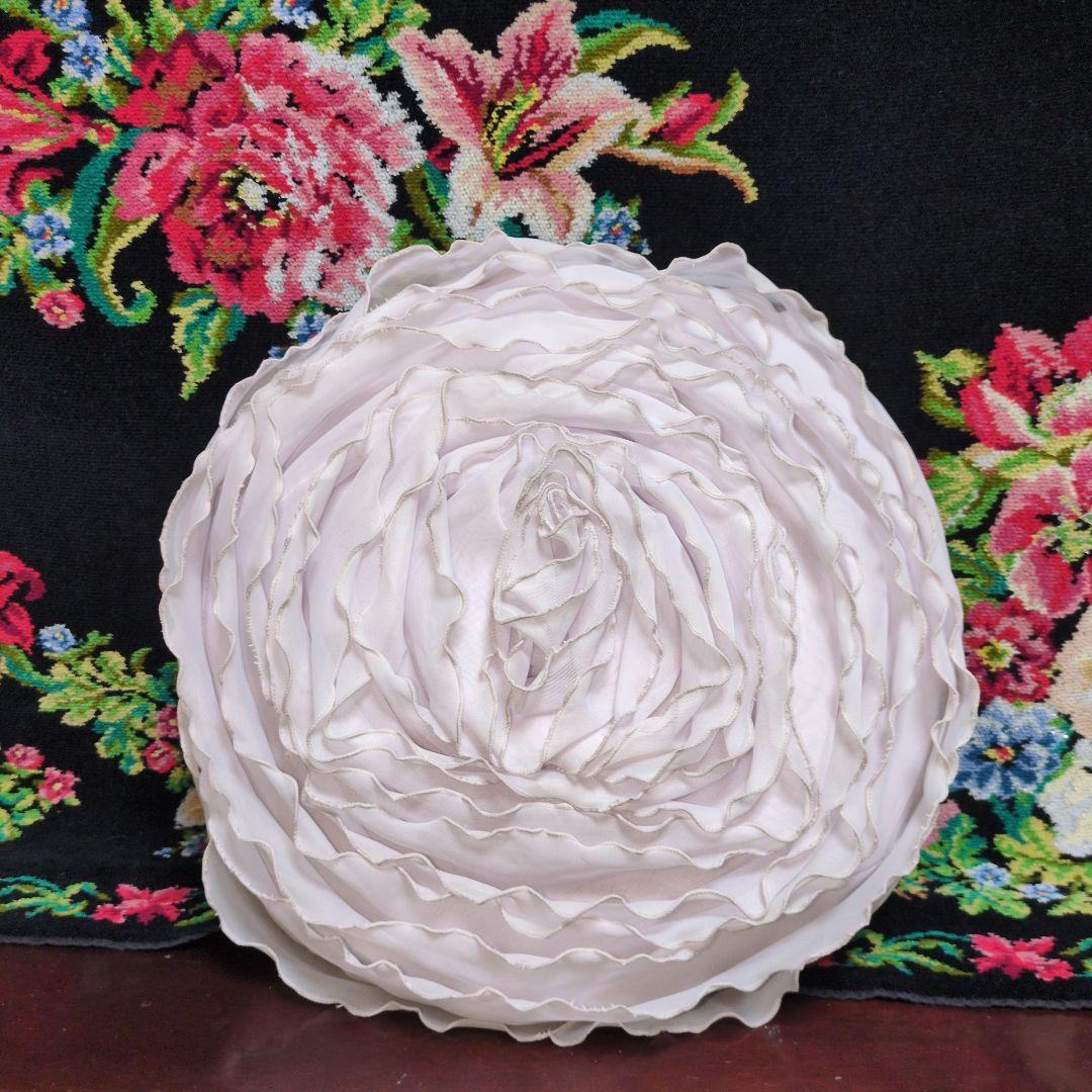 今、再お値下げしました❢8333円!美品、ローラアシュレイ、ラックルクッション