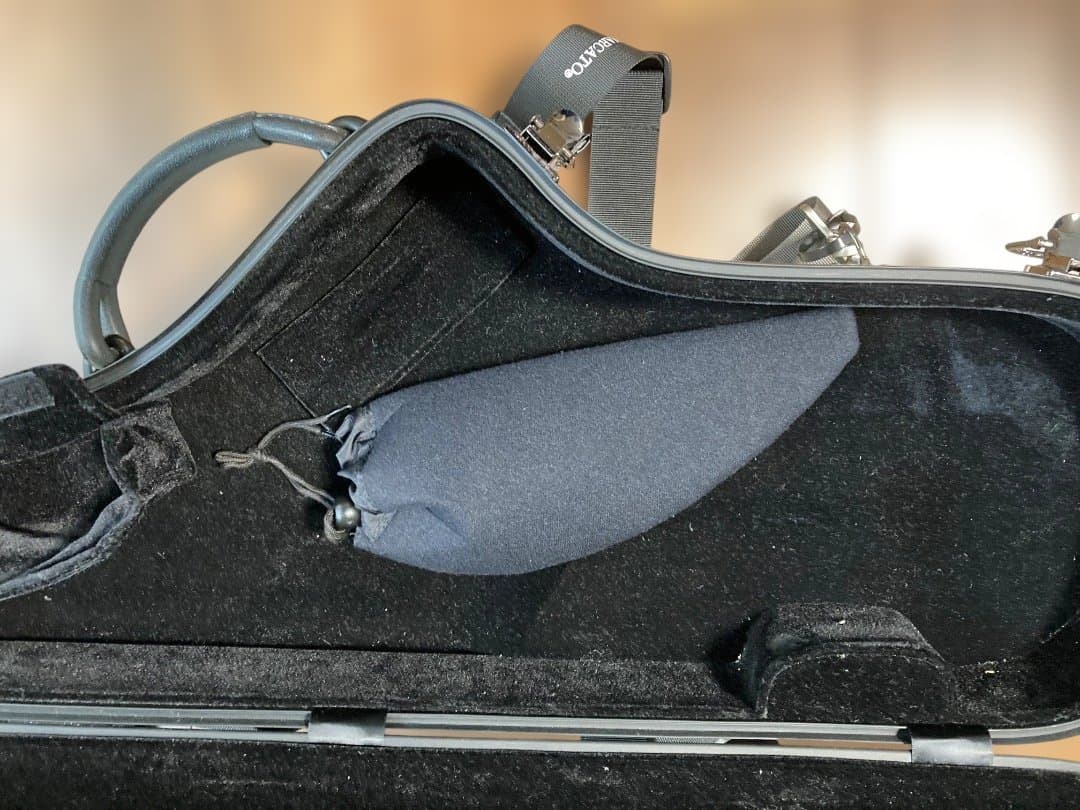 マルカート　テナーサックス　ケース　リュックタイプ　ポリカーボン製