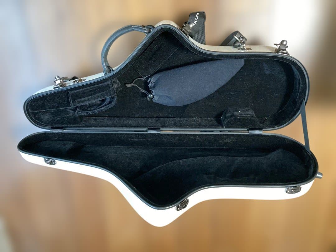 マルカート　テナーサックス　ケース　リュックタイプ　ポリカーボン製