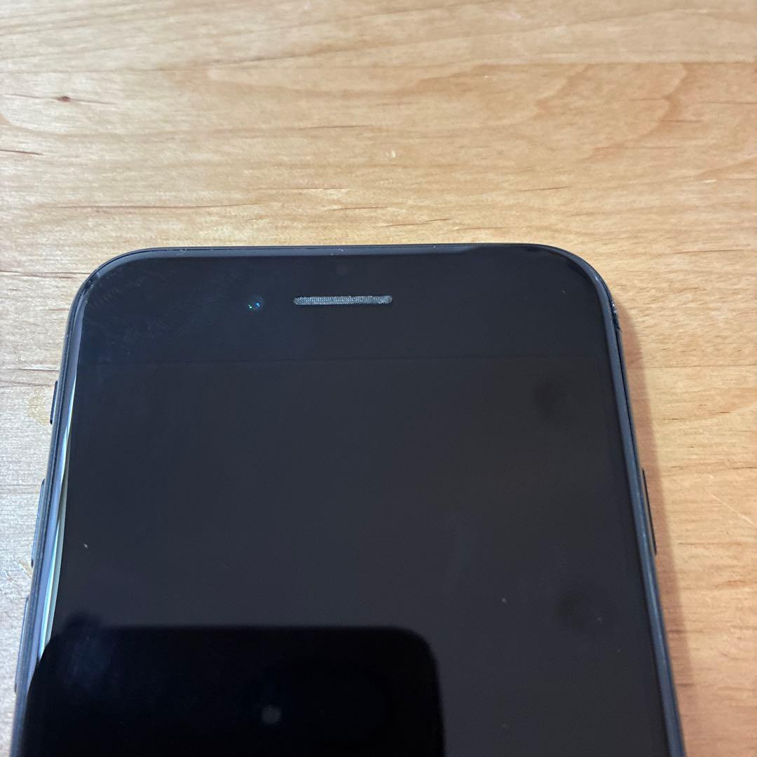 iPhone SE 第2世代　64GB