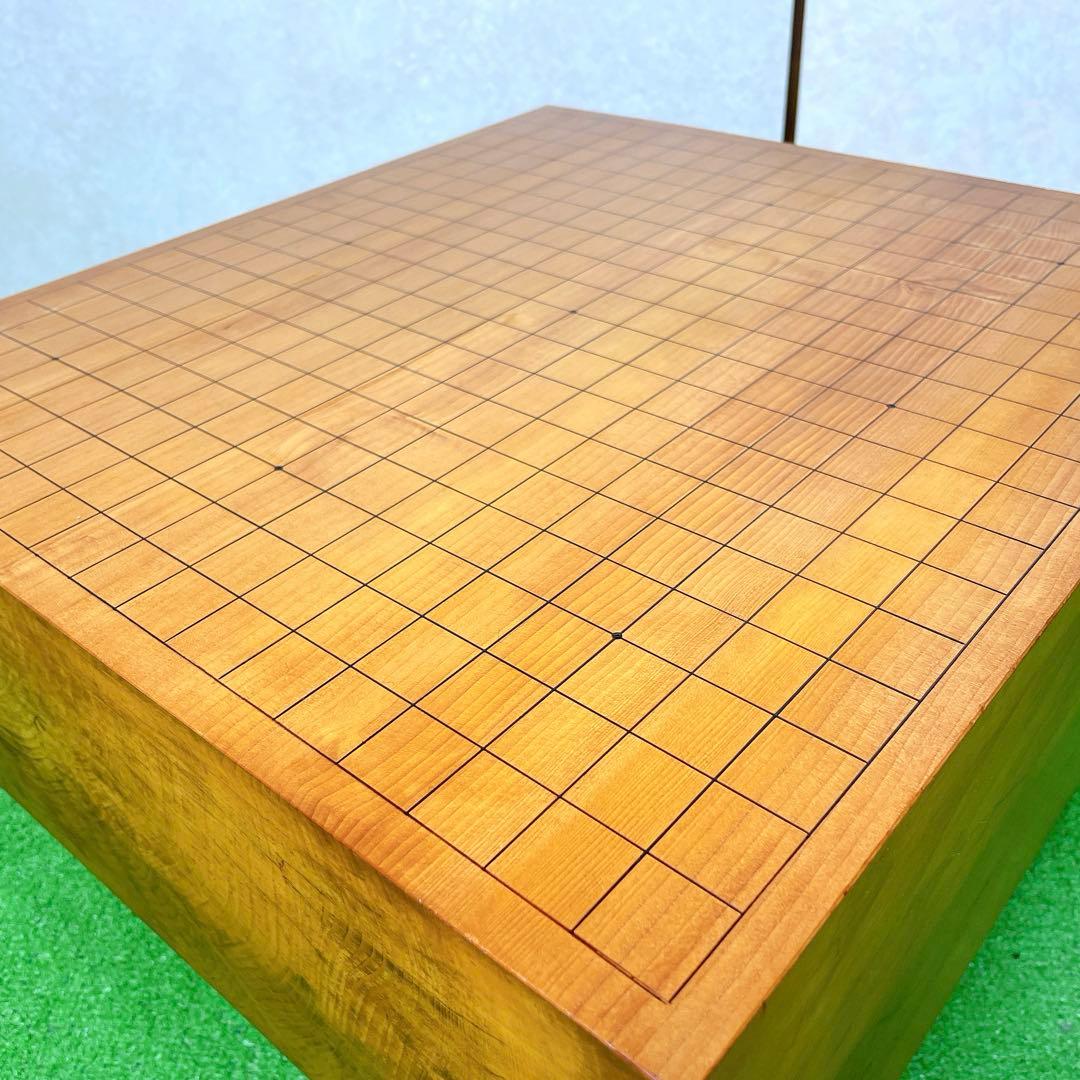 高級囲碁盤 天地柾目 4.7寸 脚付き へそ有 碁石 ハマグリ