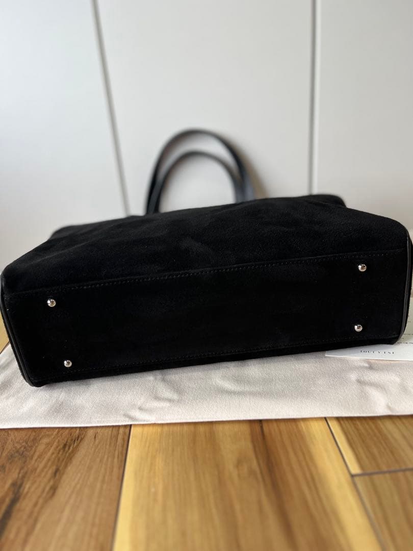 新品 TOUT YEST トゥティエ SAC LOQUET ロケバッグ ブラック