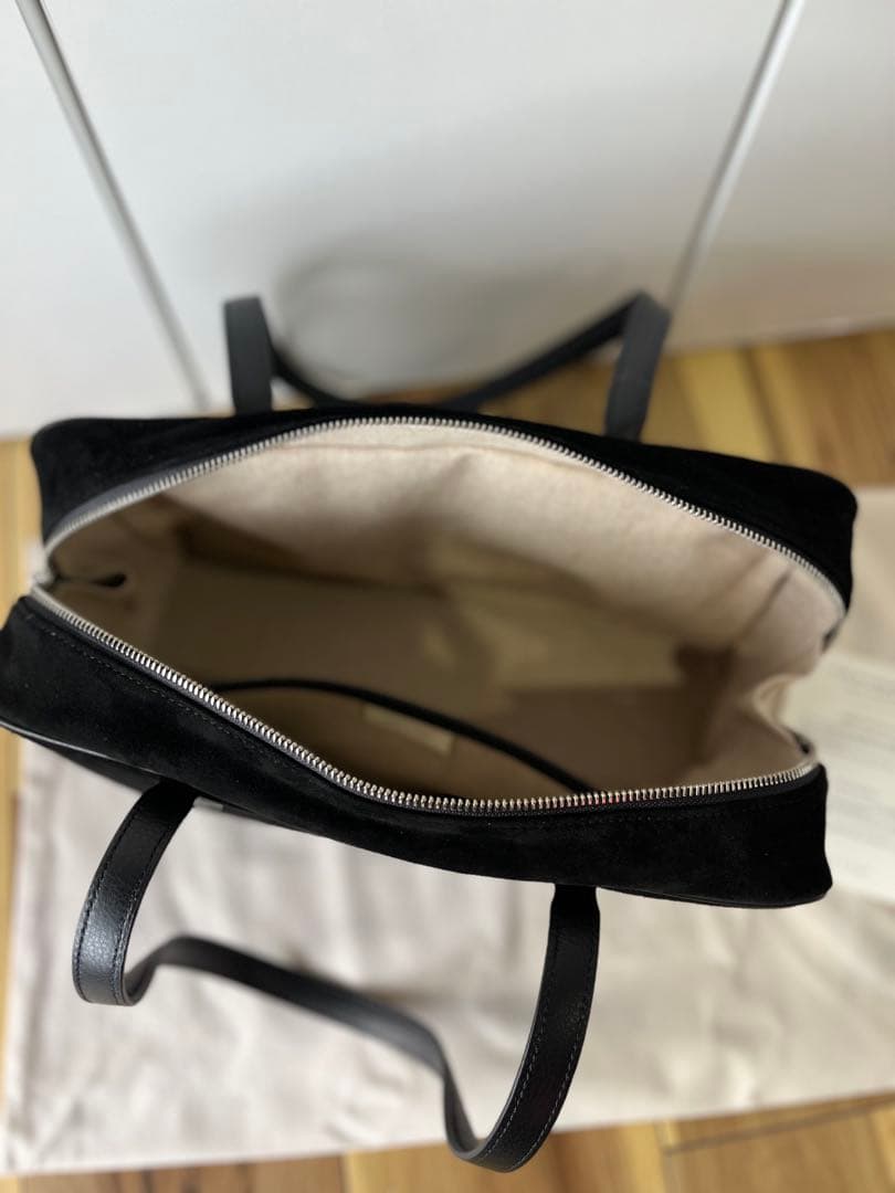 新品 TOUT YEST トゥティエ SAC LOQUET ロケバッグ ブラック