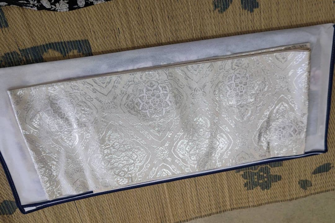 スワロ銀通し紋意匠　振袖セット