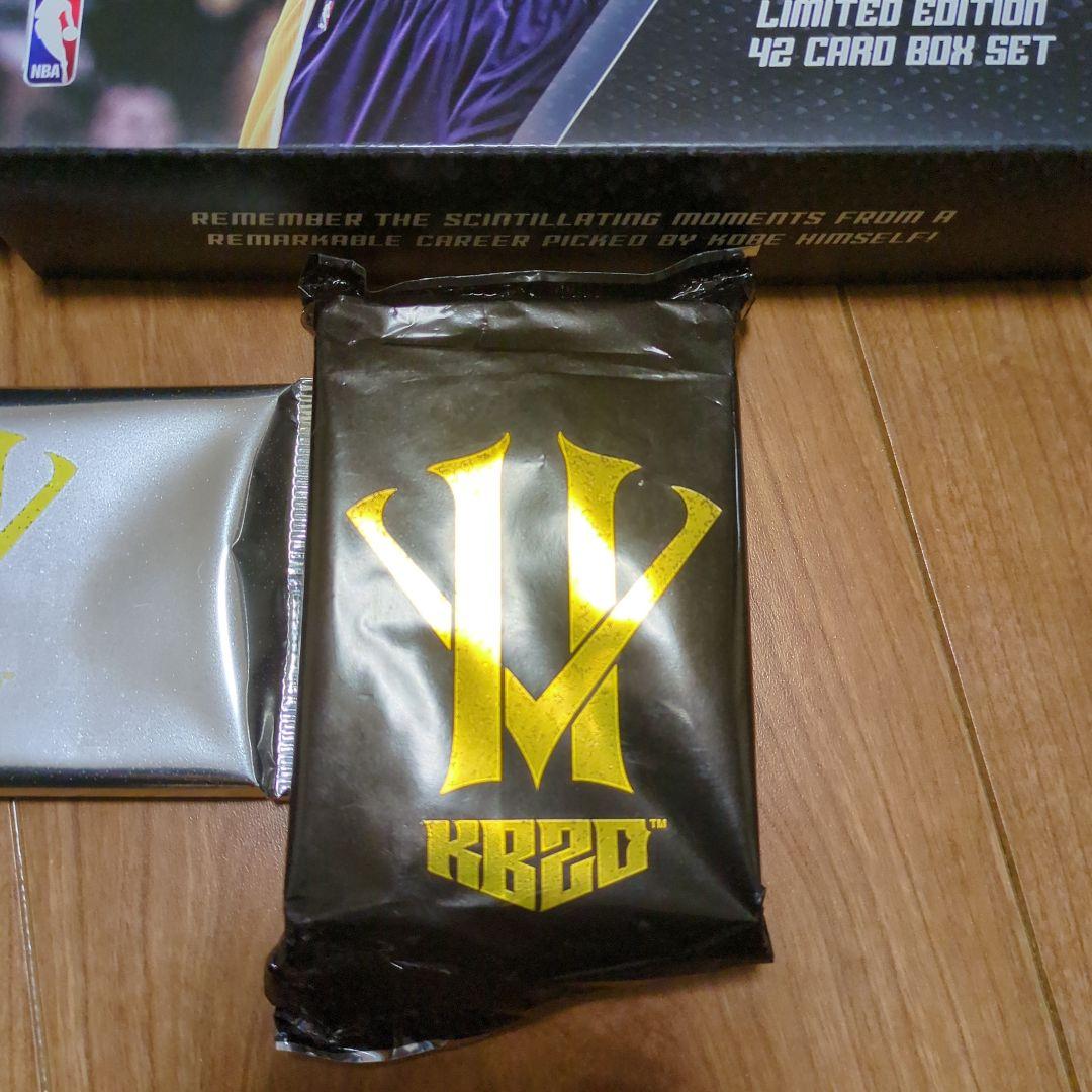 KOBE BRYANT　HERO VILLAIN BOX SET