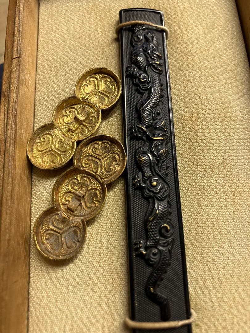 小柄　日本刀　刀　骨董品　時代　龍図　桐箱
