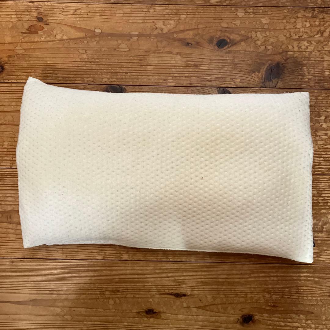 キュアレ　枕