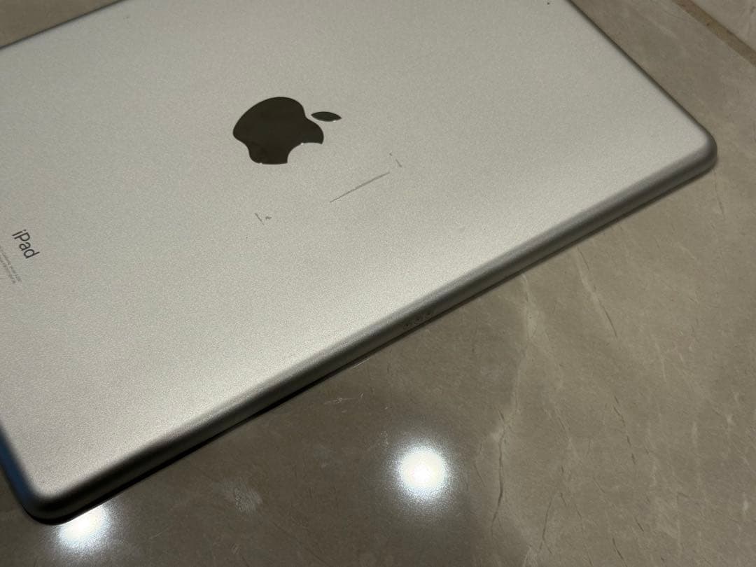 iPad7第7世代32GB WIFIモデル