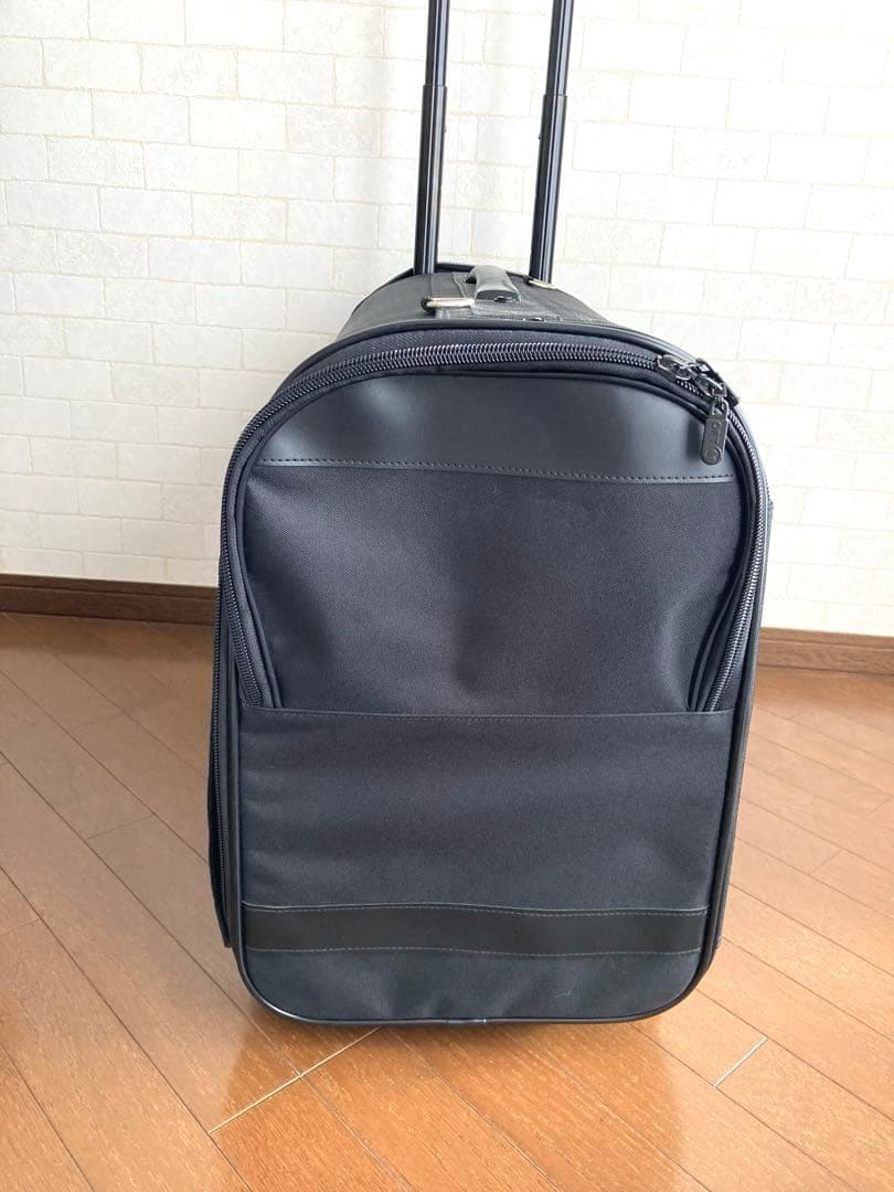 犬用キャリーケース✴︎OFT✴︎黒いナイロン製✴︎ XLサイズ