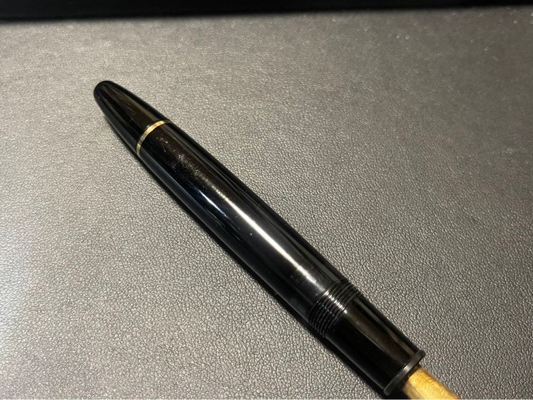 Montblanc Meisterstück No.146万年筆 黒