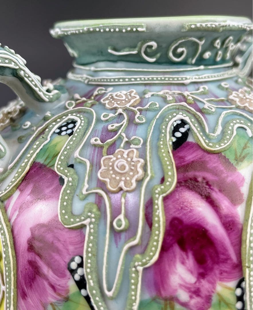 【希少】オールドニッポン 薔薇紋 一陳盛上げ アールヌーボー 花瓶 ビーディング