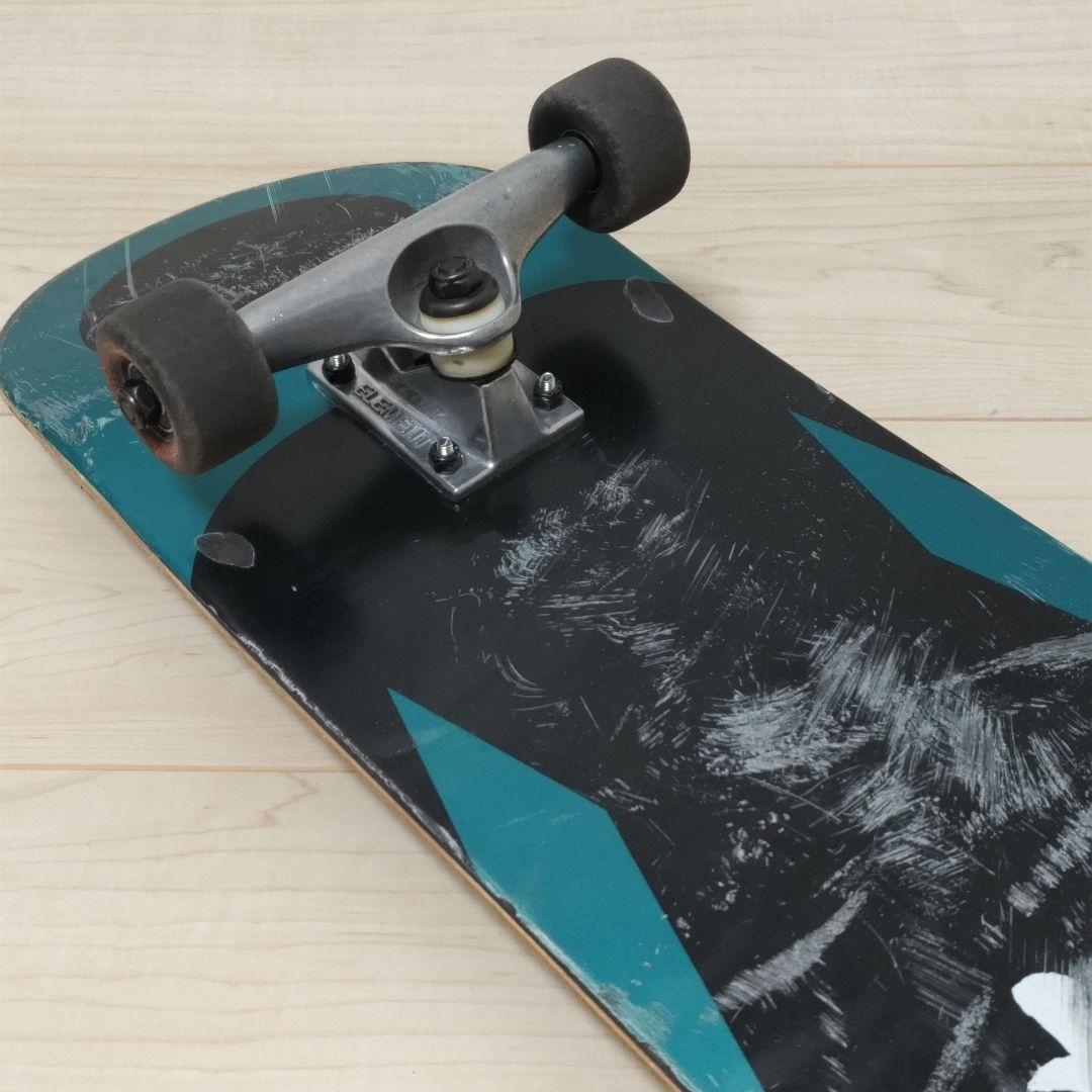 スケートボード　コンプリートデッキ