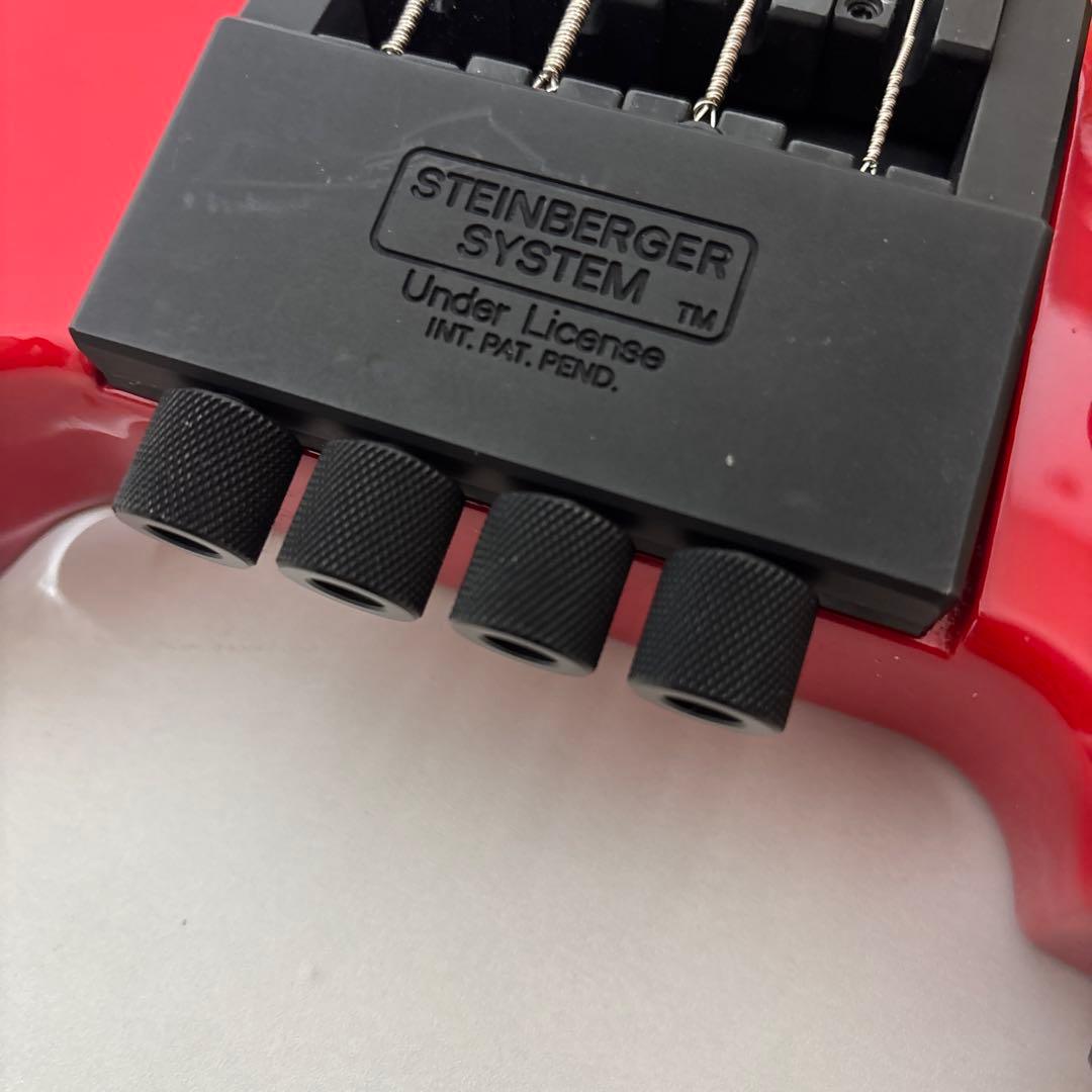 Steinberger Spirit 4弦エレキベース レッド