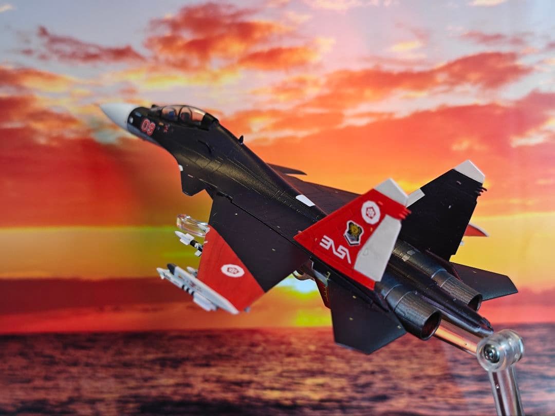 1/144 エースコンバット Su-30 ミハイ仕様 仕上げ改造品 電飾