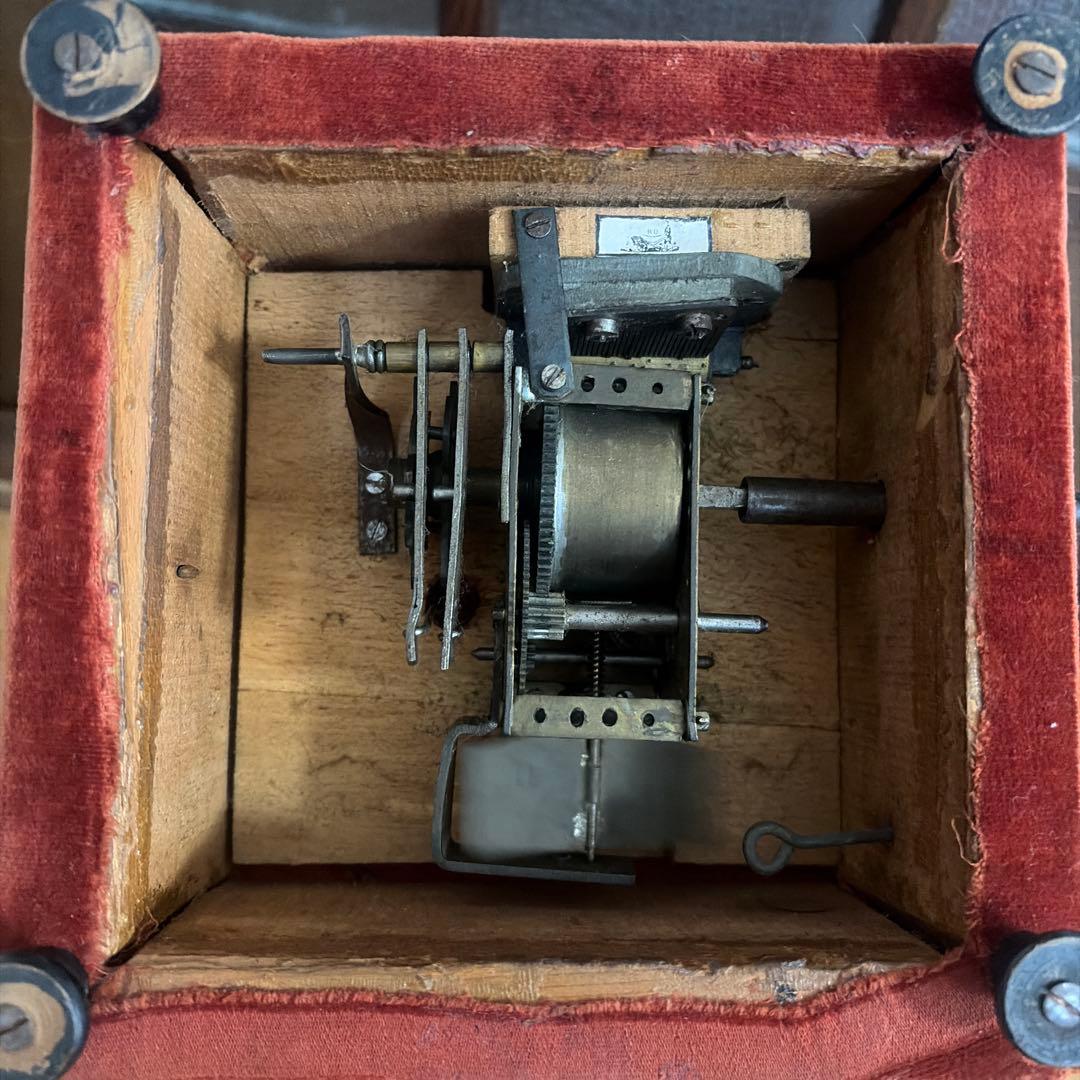 桃*）様 アンティークドール　オルゴール