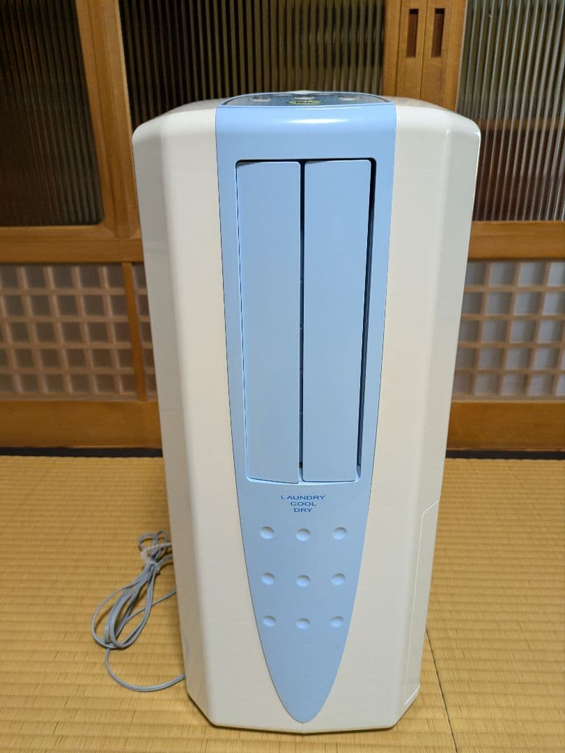 コロナ 冷風・衣類乾燥除湿機 2023年製　CDM-1023（箱無し）