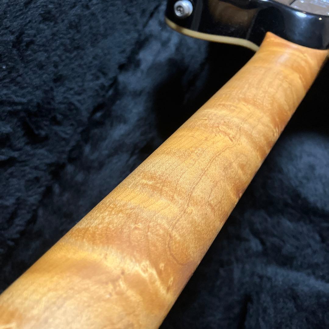 Music Man Axis 1997年USA製