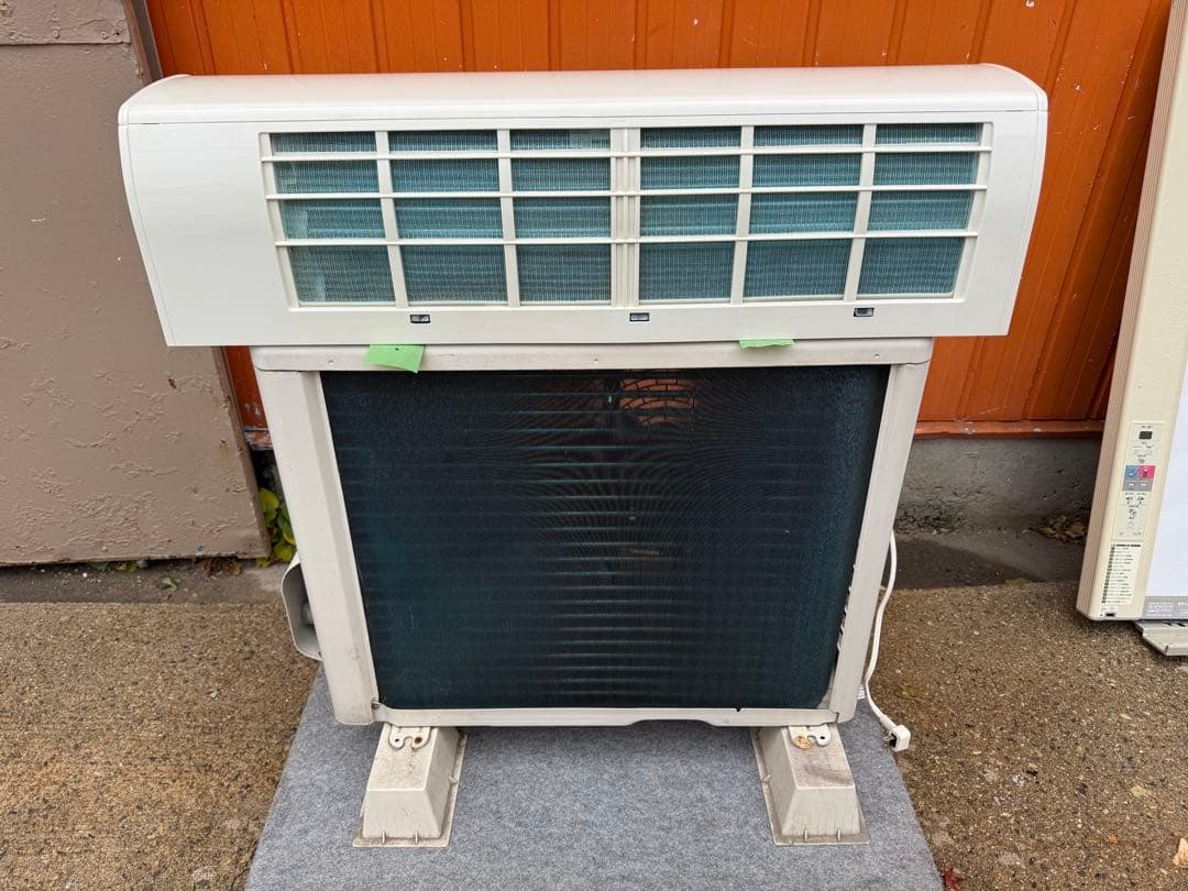 主に6畳　2017年　東芝　RAS-C225AD TOSHIBA エアコン