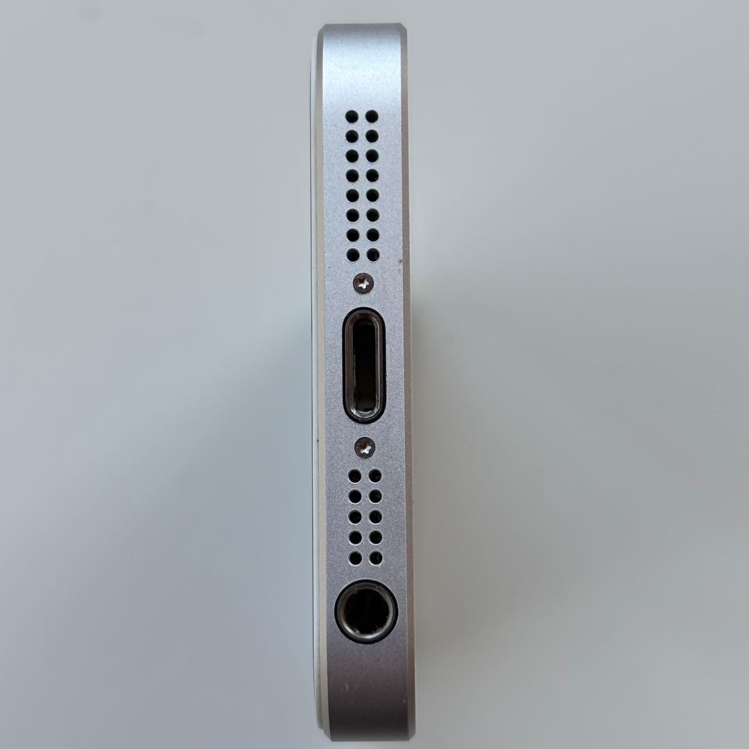 iPhoneSE 第1世代64GB シルバー バッテリー74%SIMロック解除済