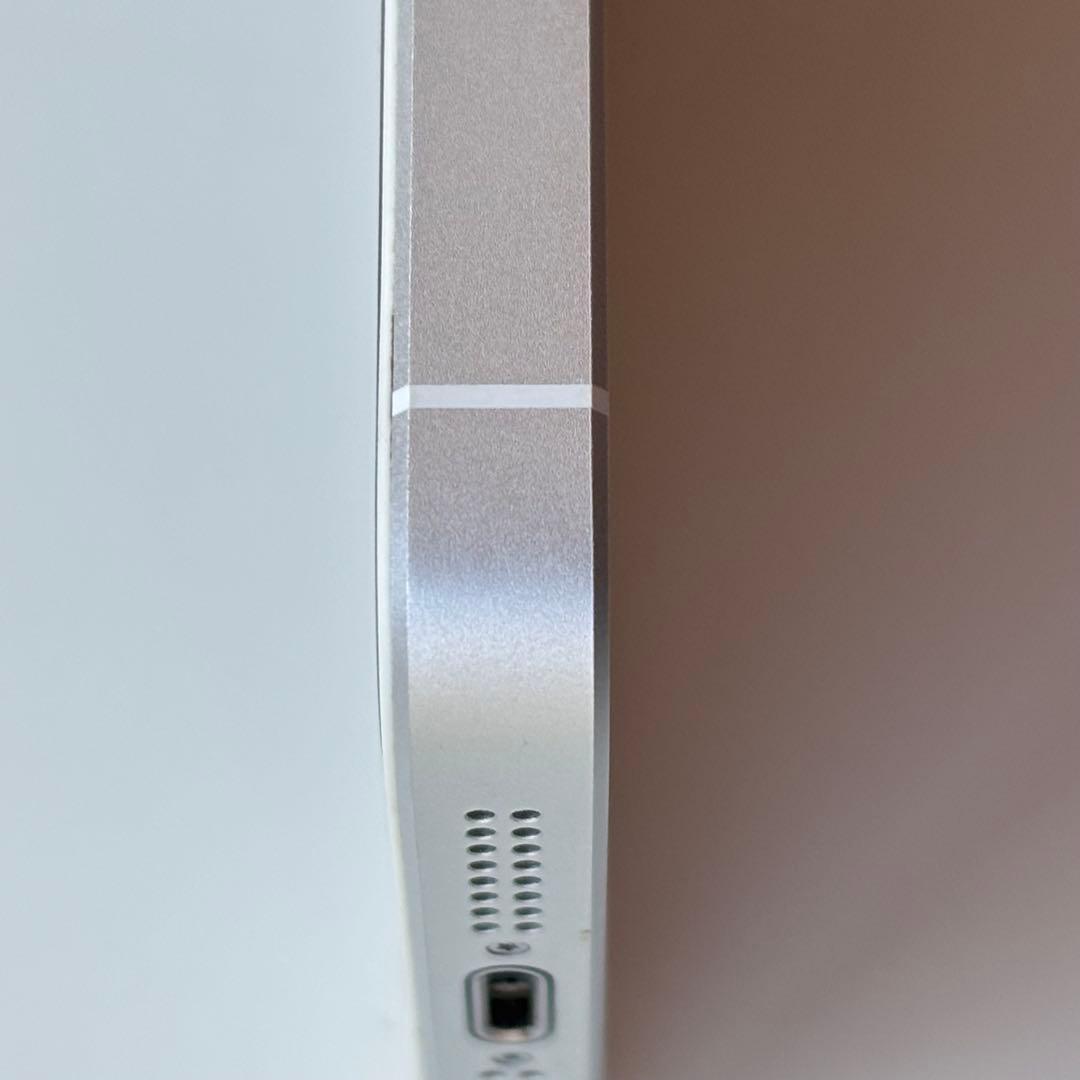 iPhoneSE 第1世代64GB シルバー バッテリー74%SIMロック解除済