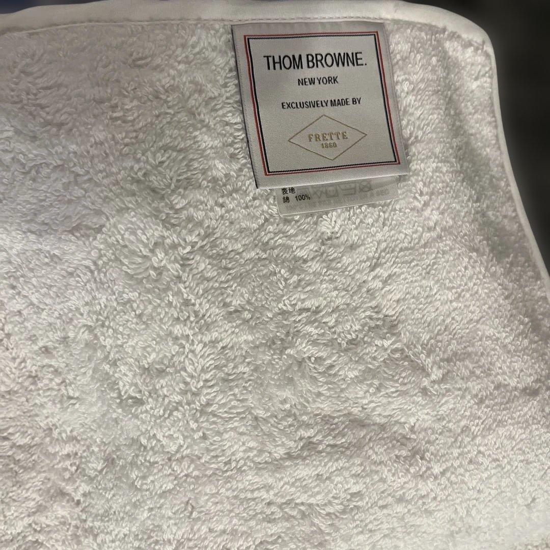 THOM BROWNE タオル ホワイト　値下げ