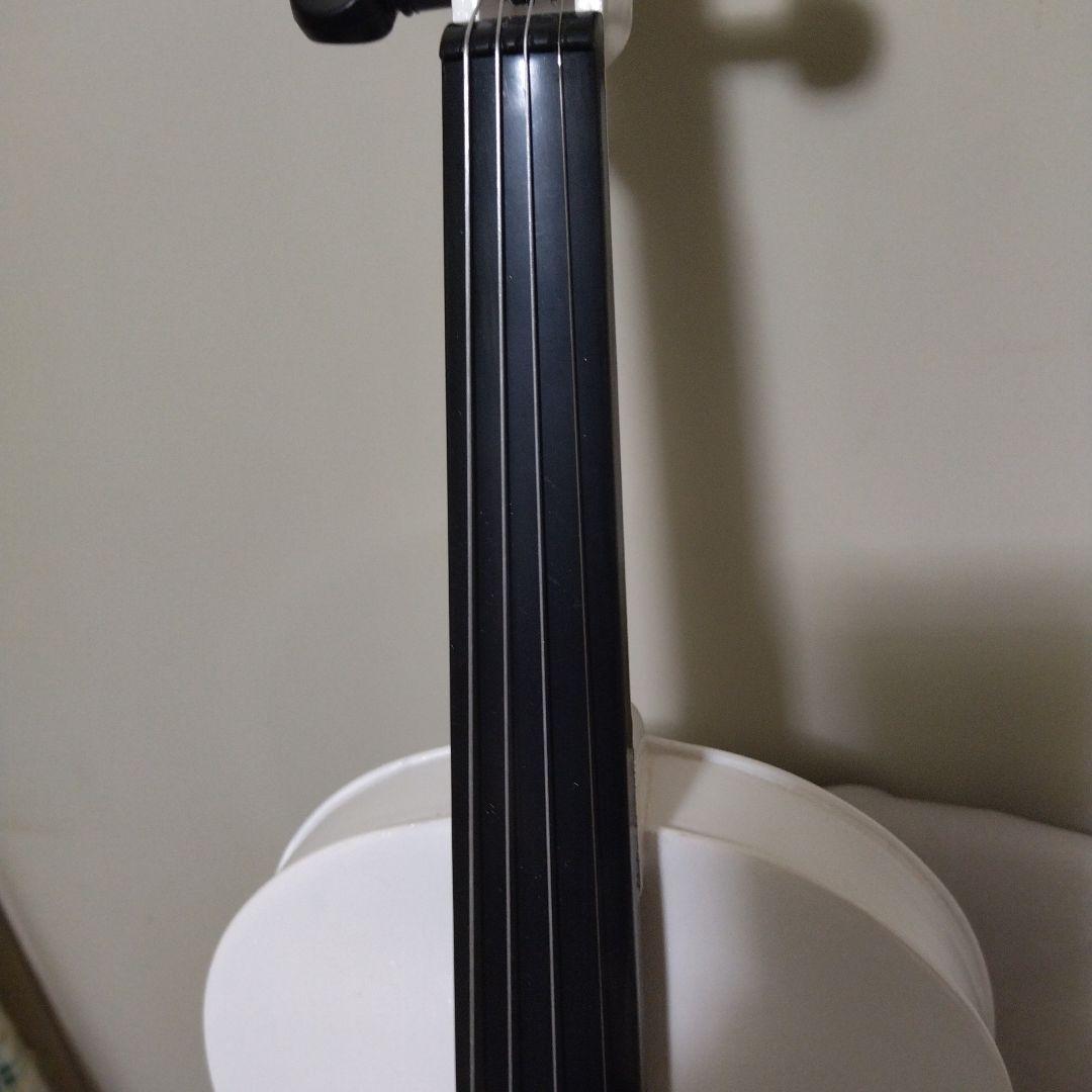 ♥特別価格♥新品未使用品の純白バイオリン4/4♥初心者用♥弓ケース松脂付