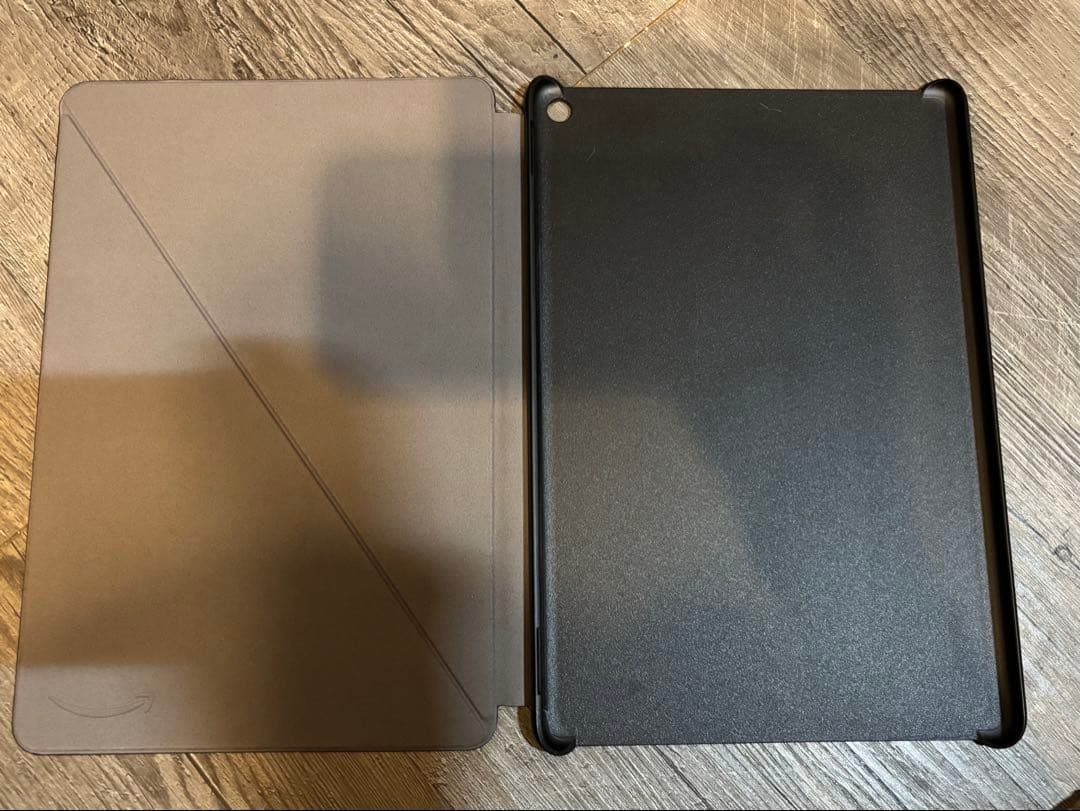 Amazon Fire HD 10 タブレット ブラック 充電器・カバー付き