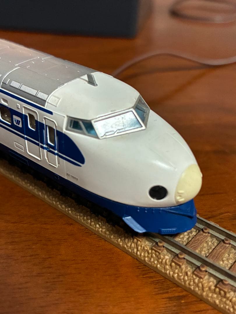 JR0 7000系山陽新幹線ウエストひかり tomix ライト点灯動力動作確認済