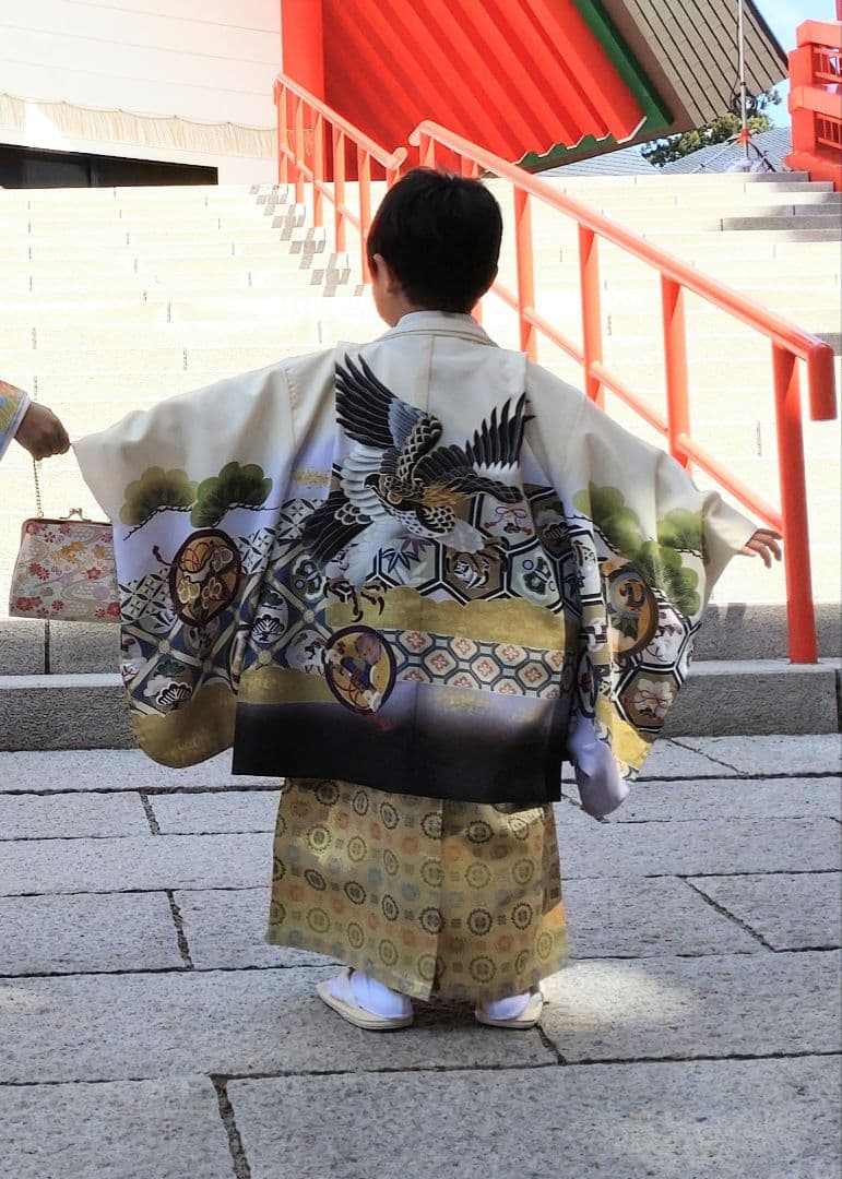５歳男の子　七五三用 鷹刺繍 着物