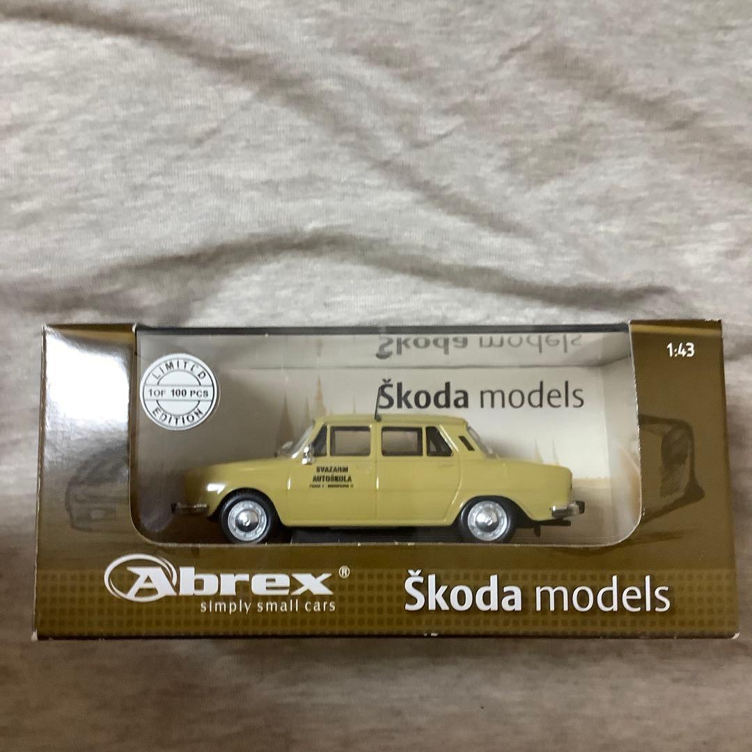 Abrex Škoda 110L 1/43 ミニカー　シュコダ　世界限定100台