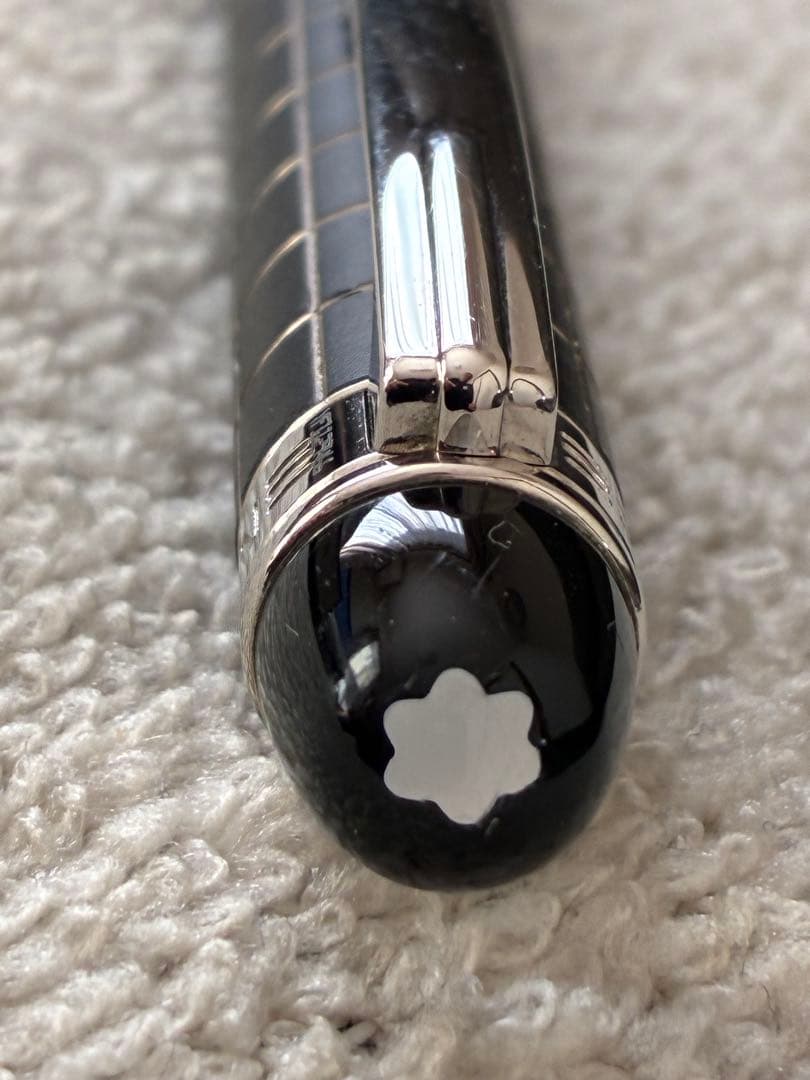 ◾️モンブラン◾️スターウォーカー ボールペン◾️メタルラバー◾️化粧箱、サービスガイド