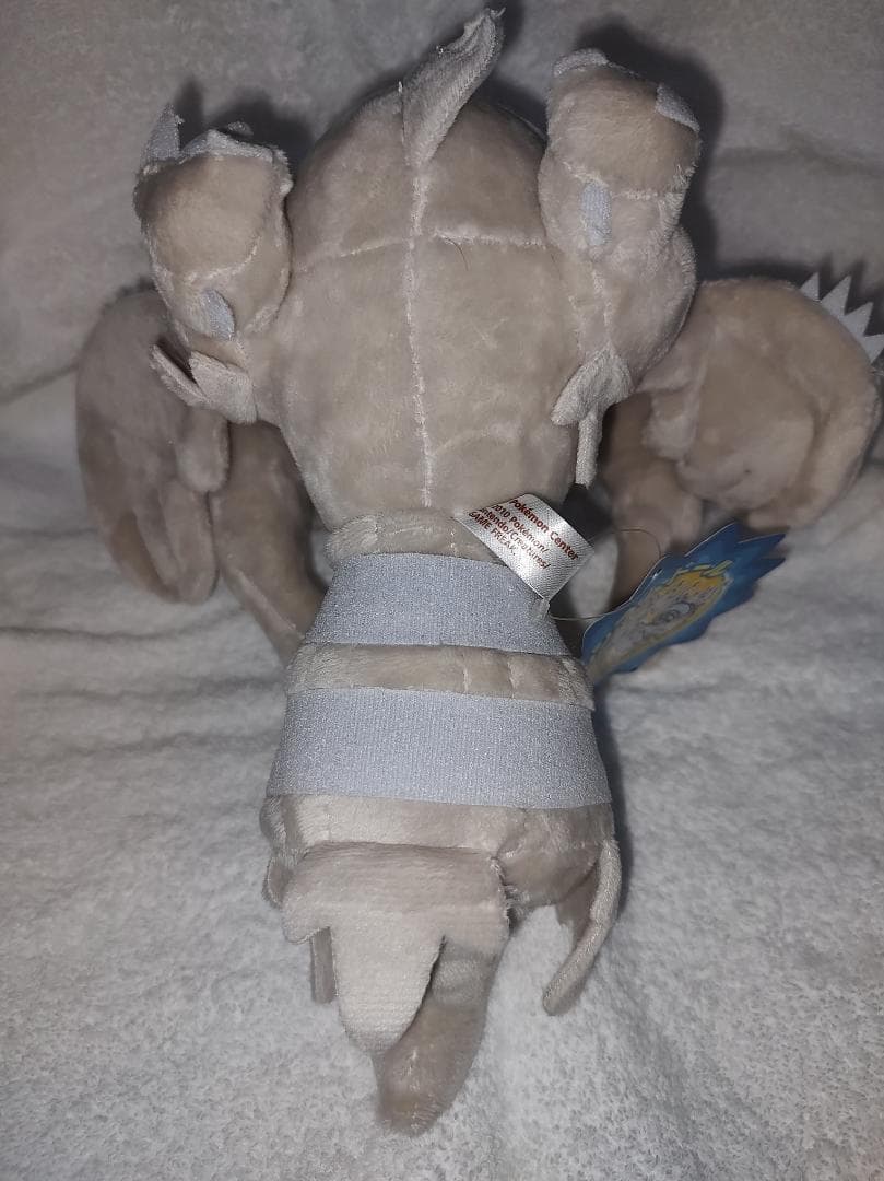 レシラムドール　ポケドール　ポケモンセンター　ポケットモンスター　ぬいぐるみ