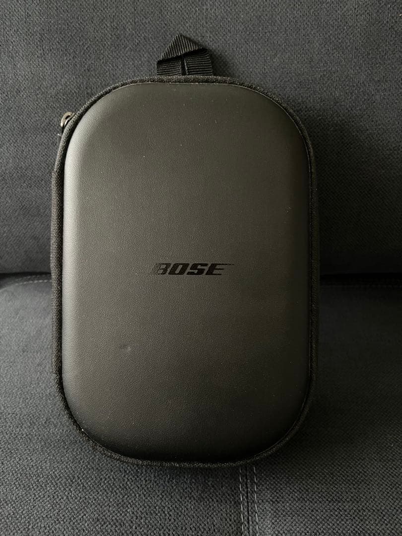 Bose ワイヤレスヘッドホン ケース付き　QC35