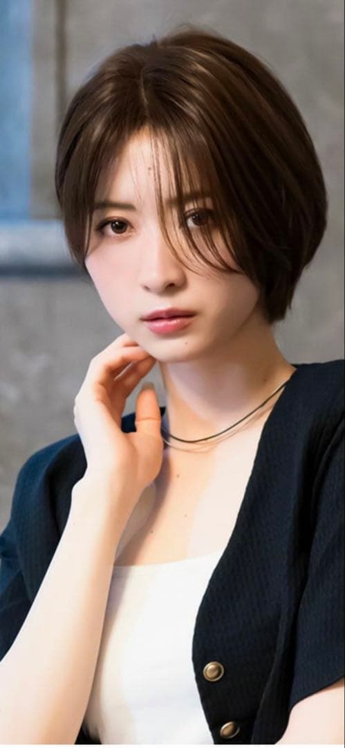 プリシラ ウィッグ Limi ルナショート 人毛ミックスナチュラルカラー