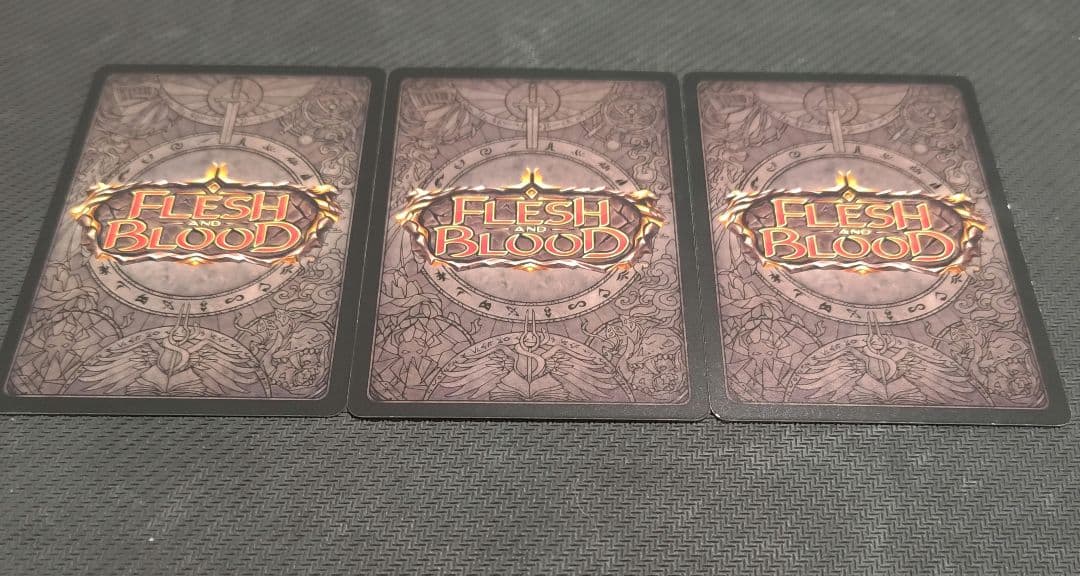 【EN】 Three of a Kind　3枚セット　fab