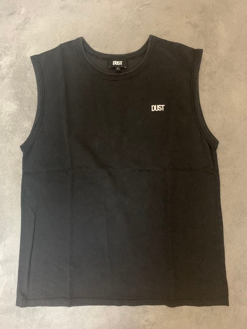 DUST タンクトップ　モーガン蔵人着用