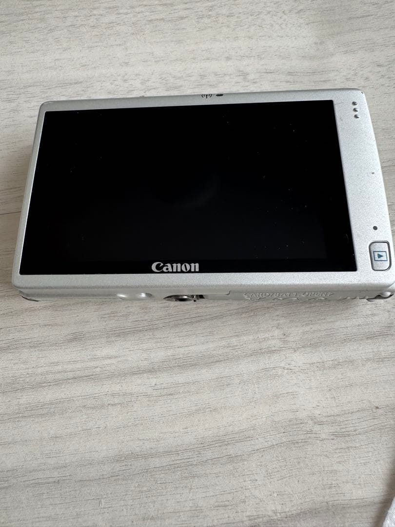 Canon IXY 420F コンパクトデジタルカメラ　キャノン