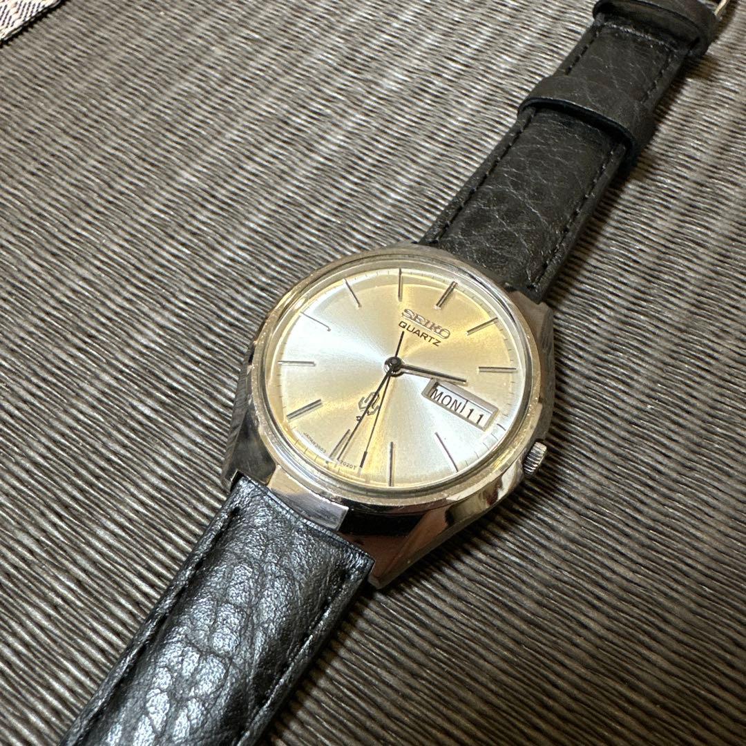 SEIKO クォーツ 腕時計 稼動品　3803 美品