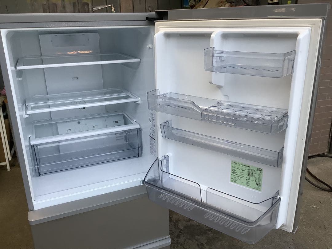 アリ アクア AQUA 3ドア冷凍冷蔵庫 AQR-27K 2021年製