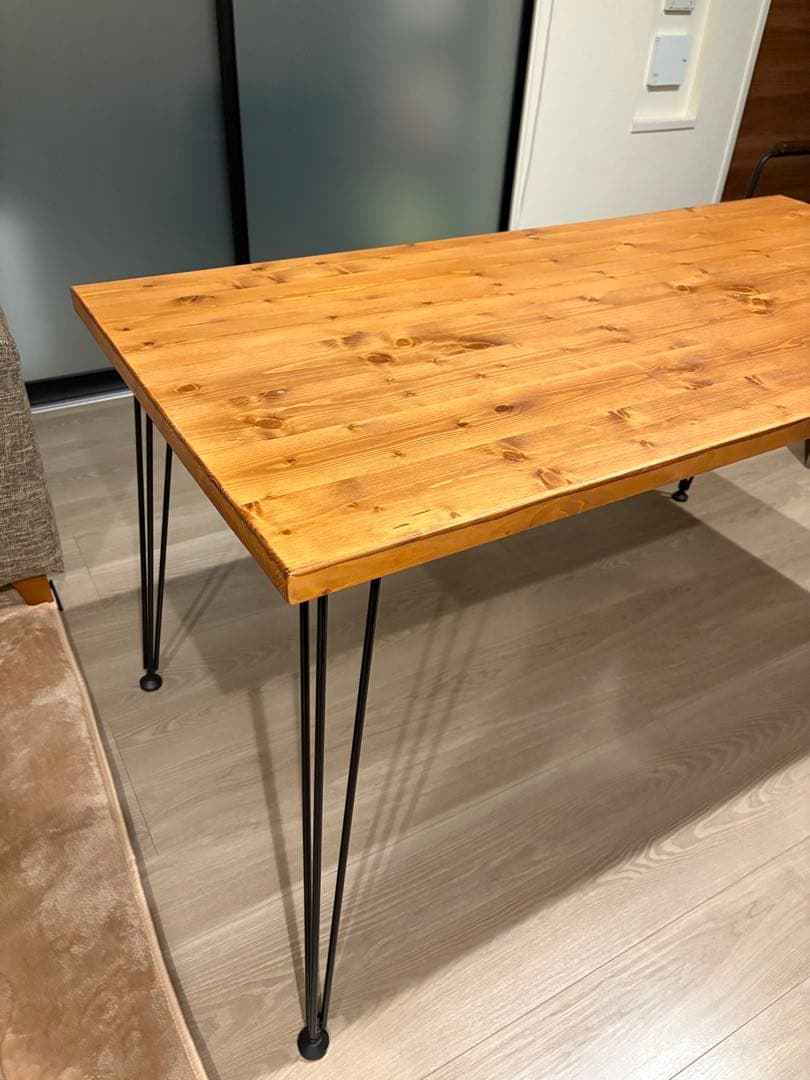 LOWYA 天然木ダイニングテーブル　幅140cm