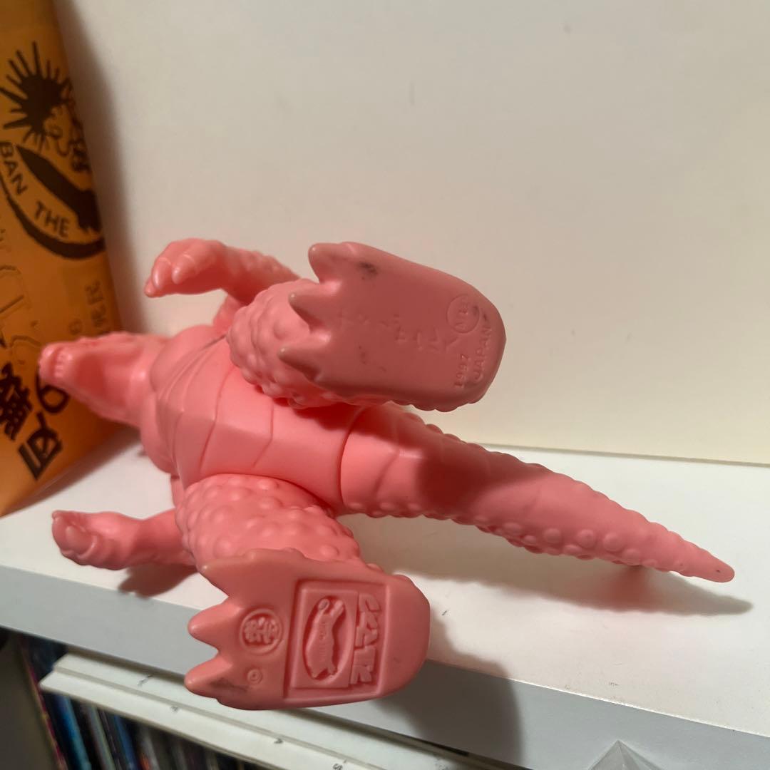 M1号製 チタノザウルス ピンク未塗装 ソフビ フィギュア ゴジラ