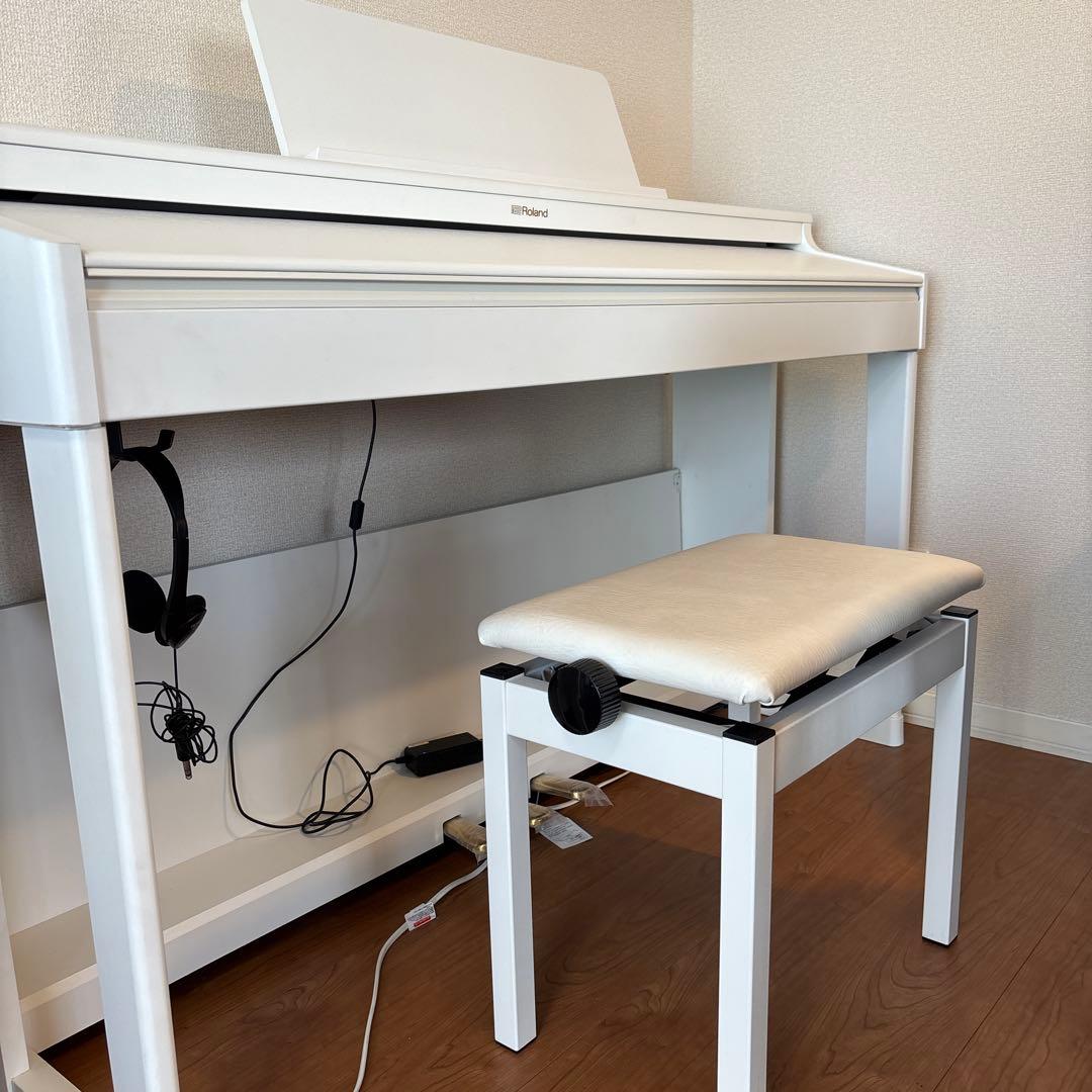 【Oimo】ローランド　電子ピアノ　RP701 ホワイト　21年購入